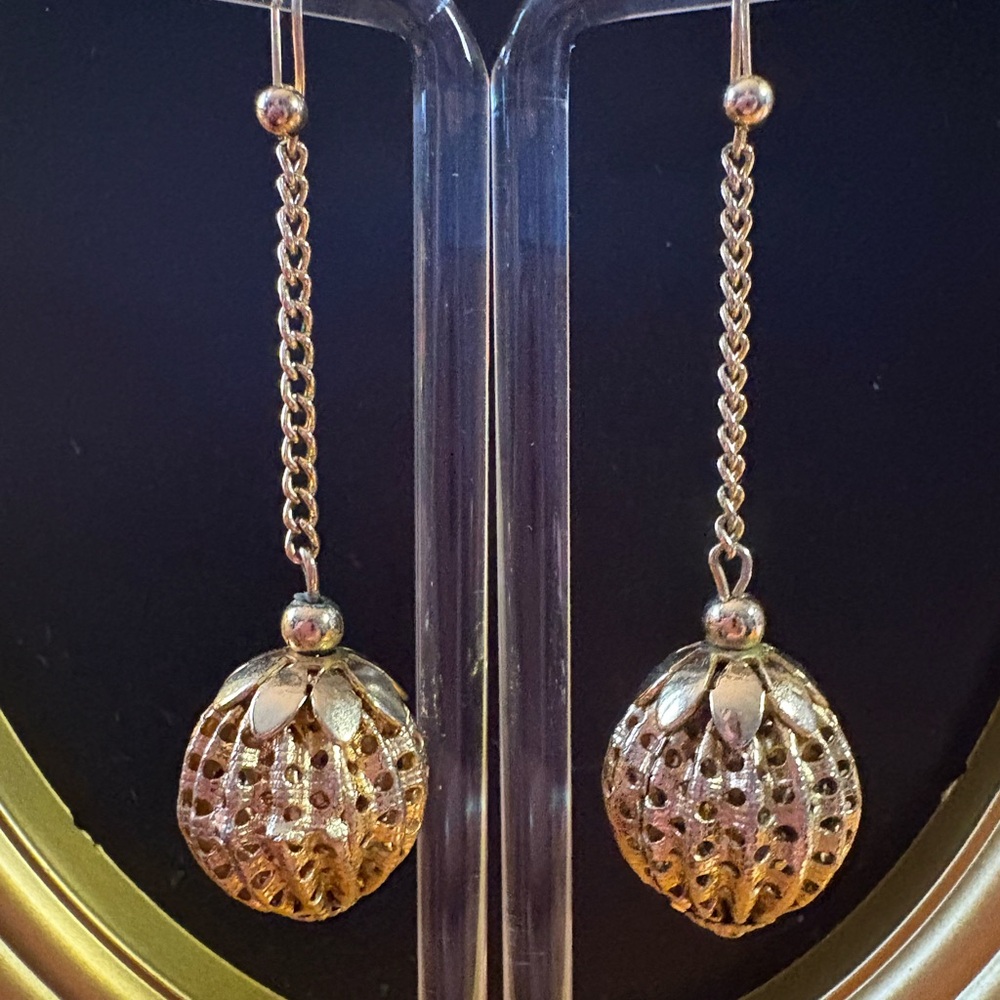Vintage Gold Chain Dangle Earrings